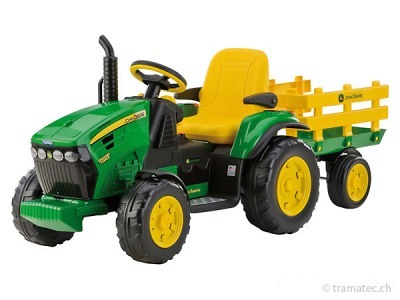 Peg-Pérego John Deere Ground Force mit Anhänger